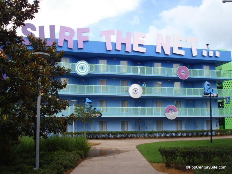 90s Building Decor
